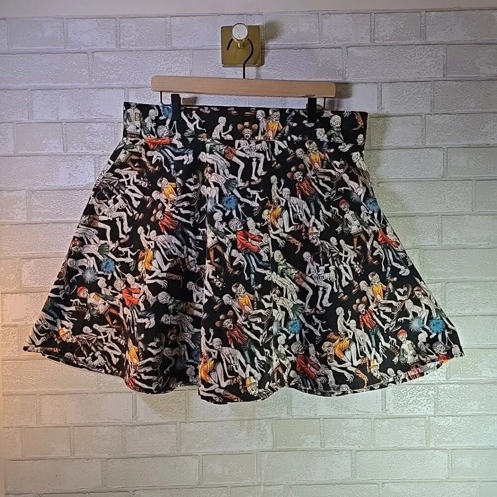 Folter Zombie Print Short Cotton Circle Skirt Size 2X ~ Halloween, Spooky, Retro